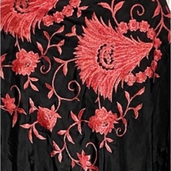 Vintage Silk Piano Shawl - Black Long Fringe Shawl with Red Floral Embroidery - Picture 3 of 10